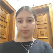 Profesora profesional para todos los niveles y edades